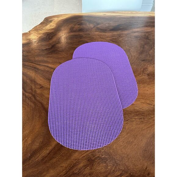 Vintage Placemats Purple Vinyl set of 2 - Picture 3 of 7